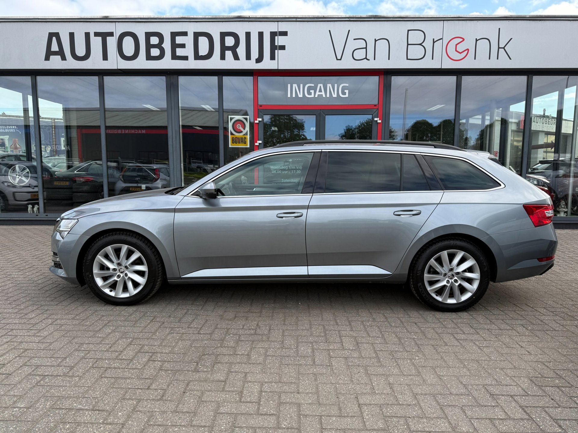 Skoda Superb Combi