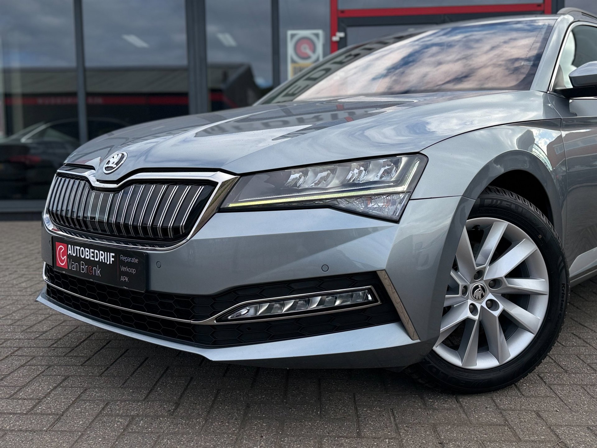 Skoda Superb Combi