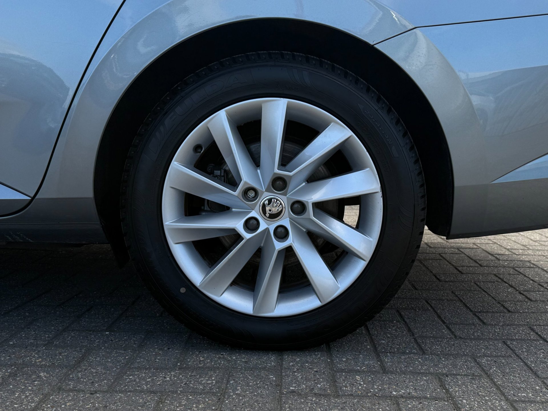 Skoda Superb Combi