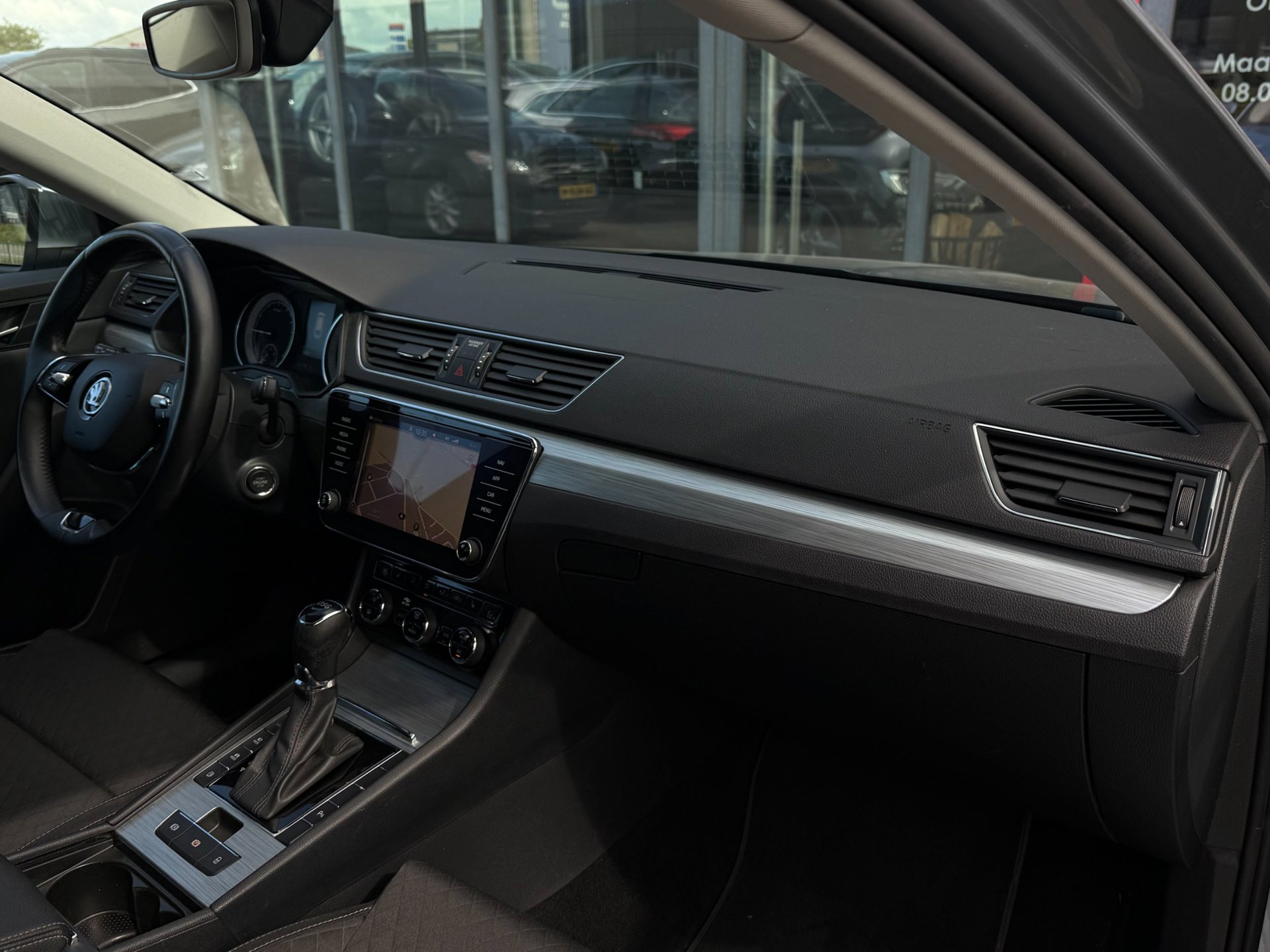 Skoda Superb Combi