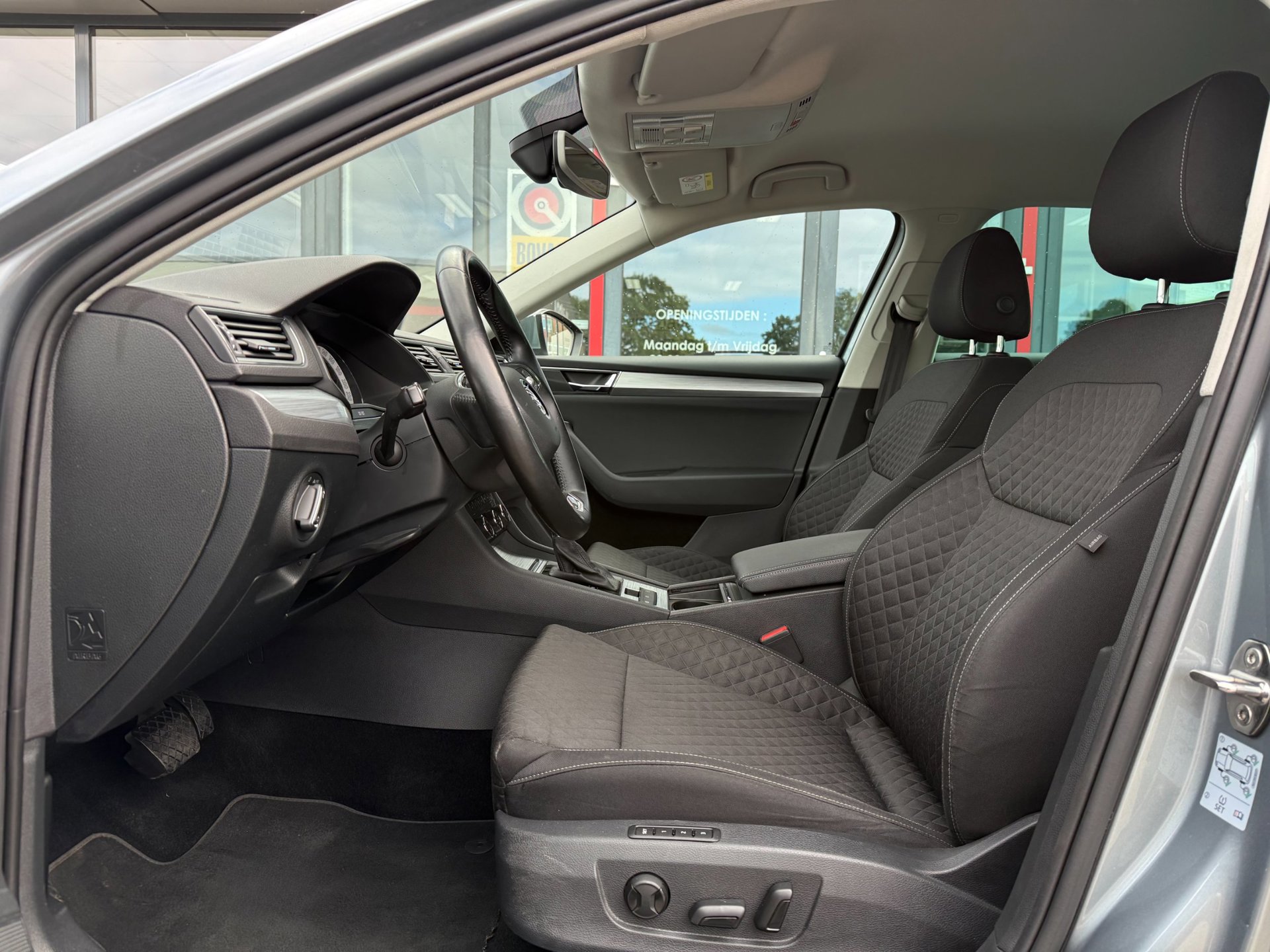 Skoda Superb Combi