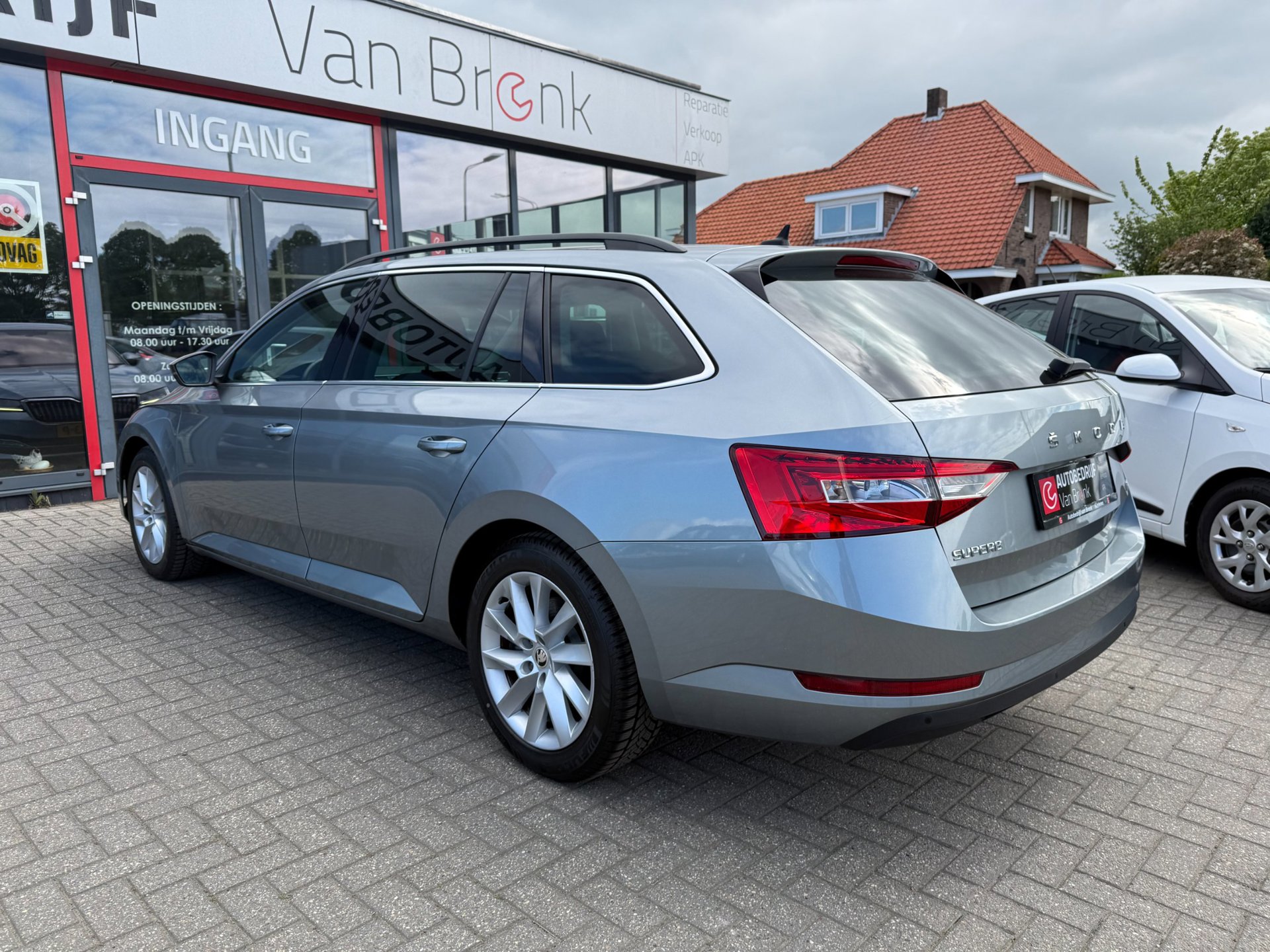 Skoda Superb Combi