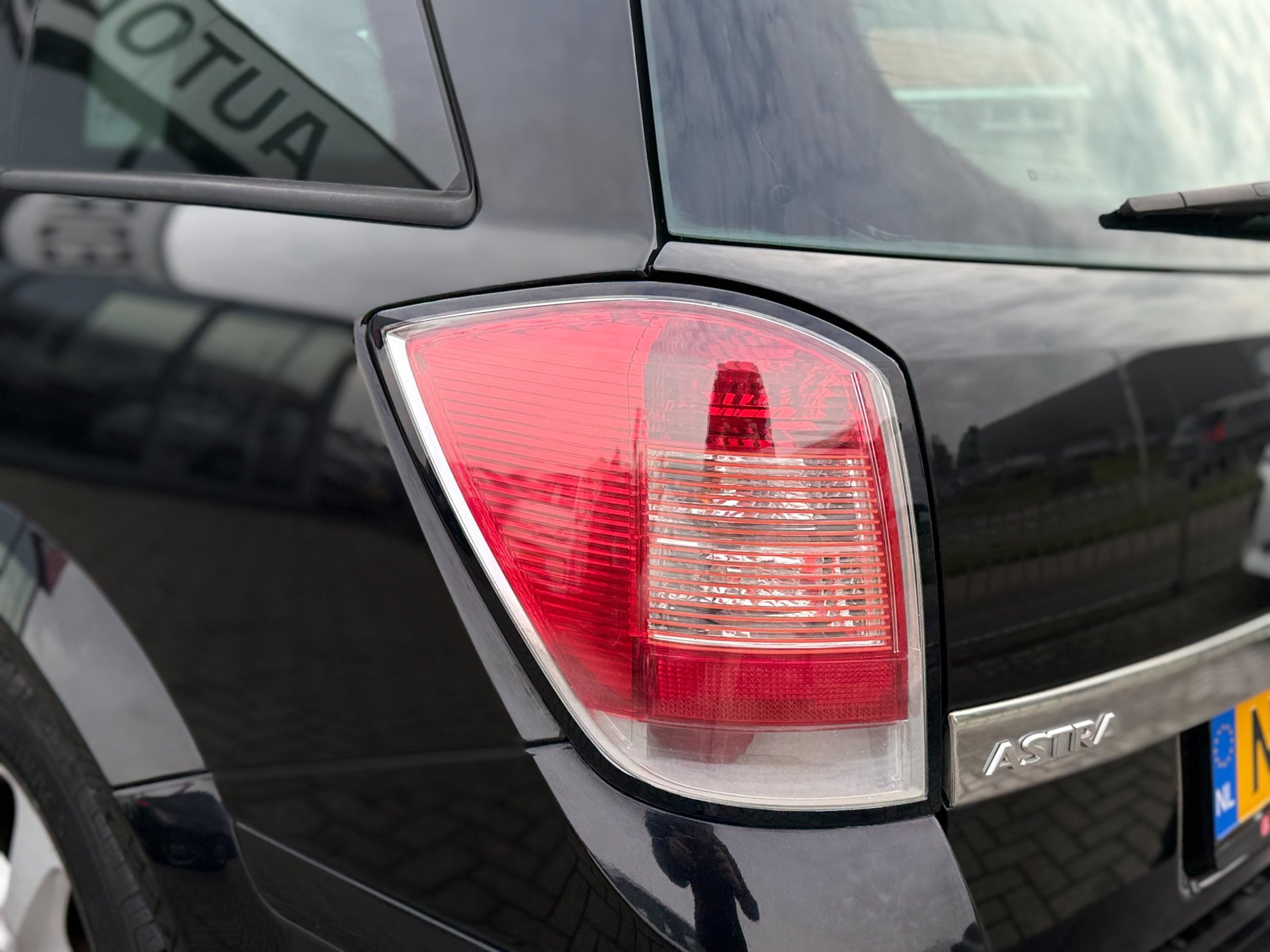 Opel Astra Wagon