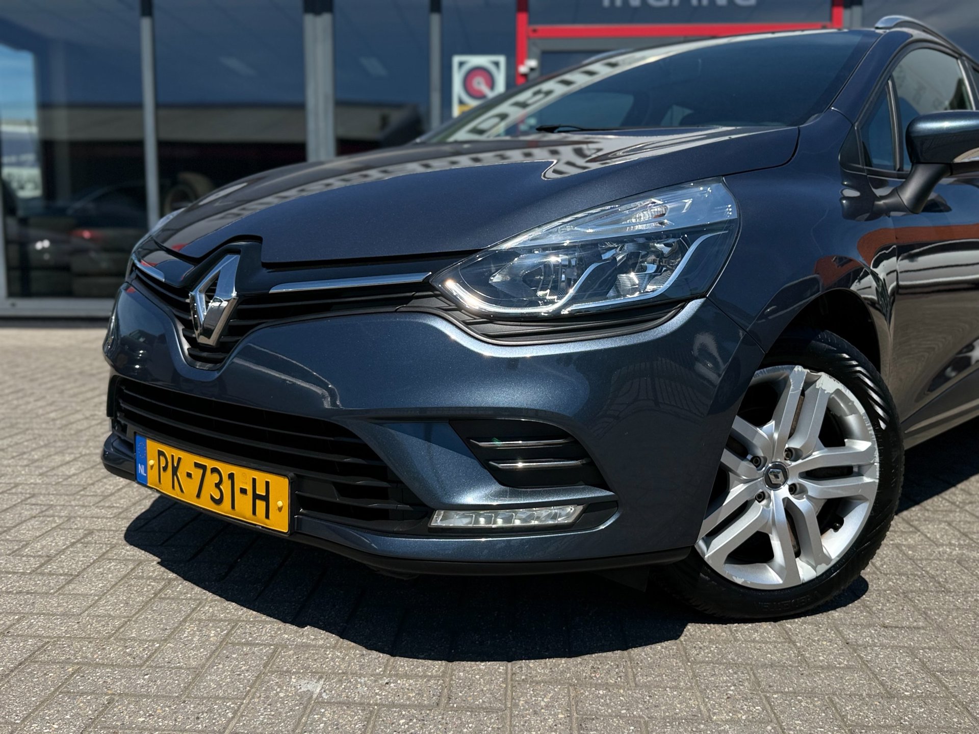 Renault Clio Estate