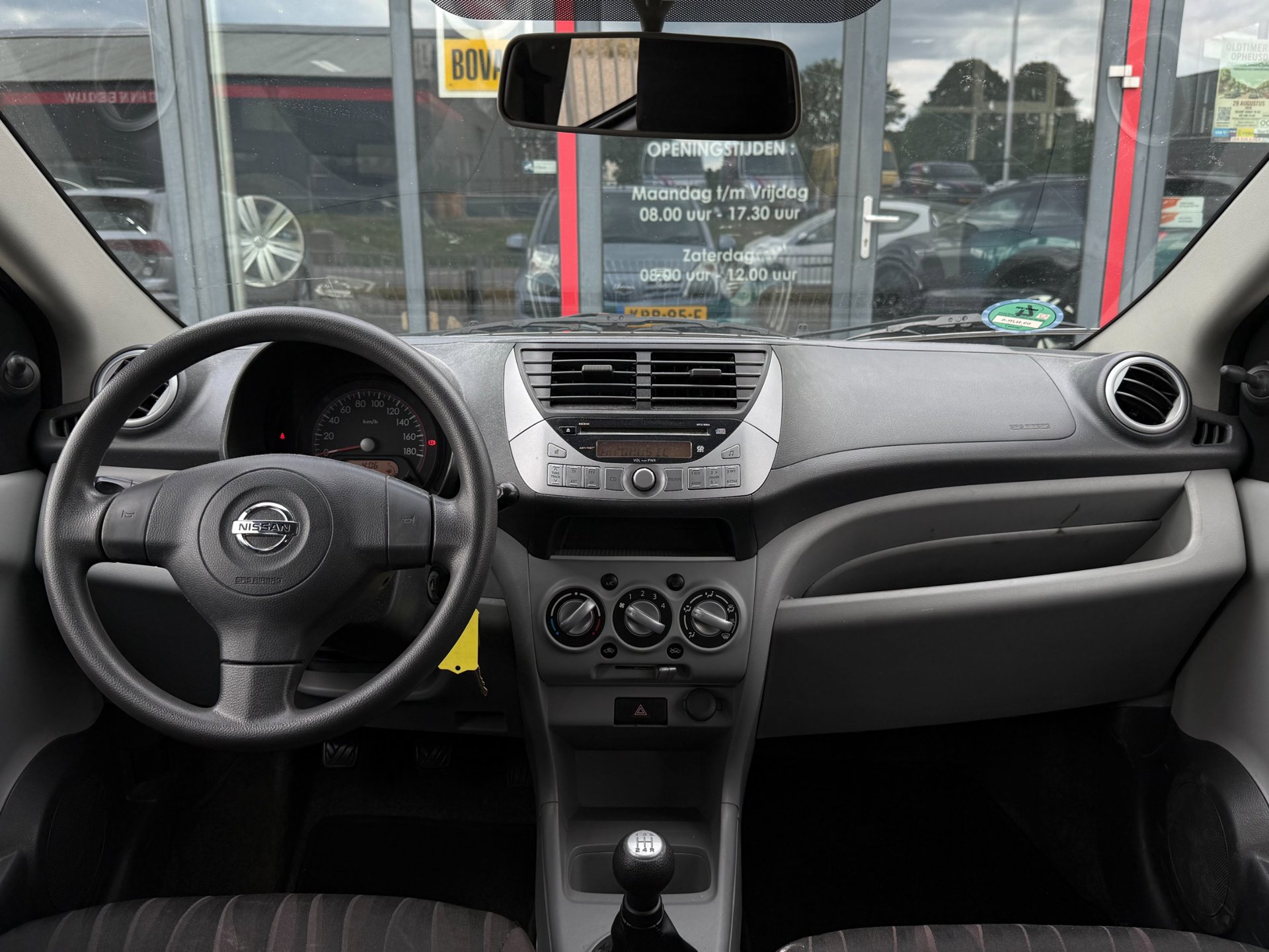 Nissan Pixo