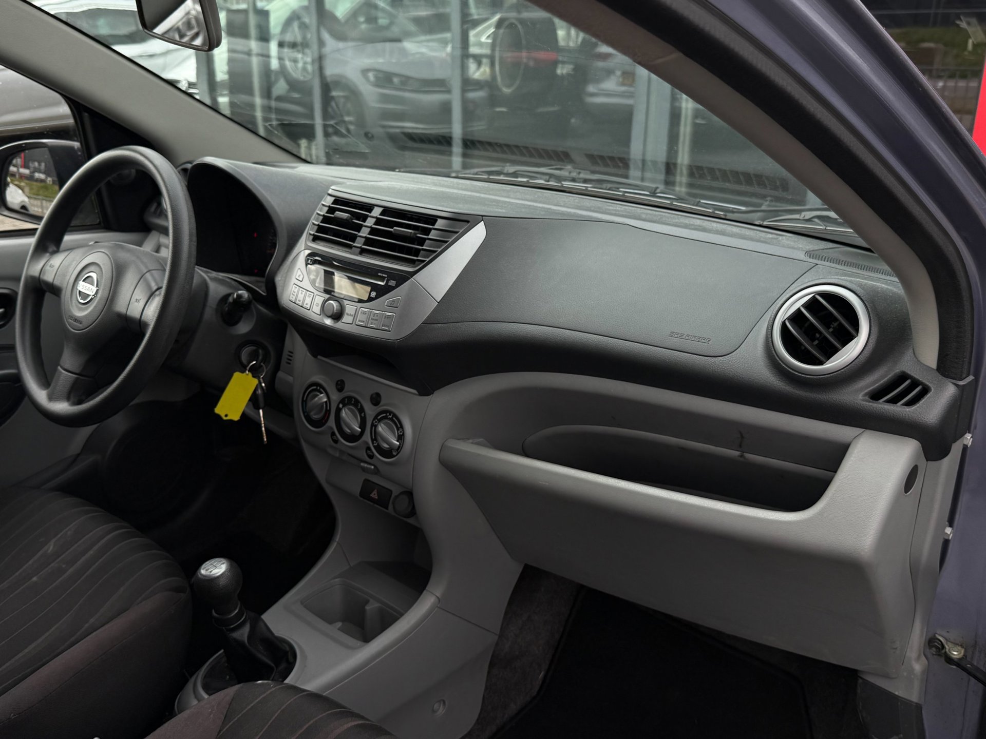 Nissan Pixo