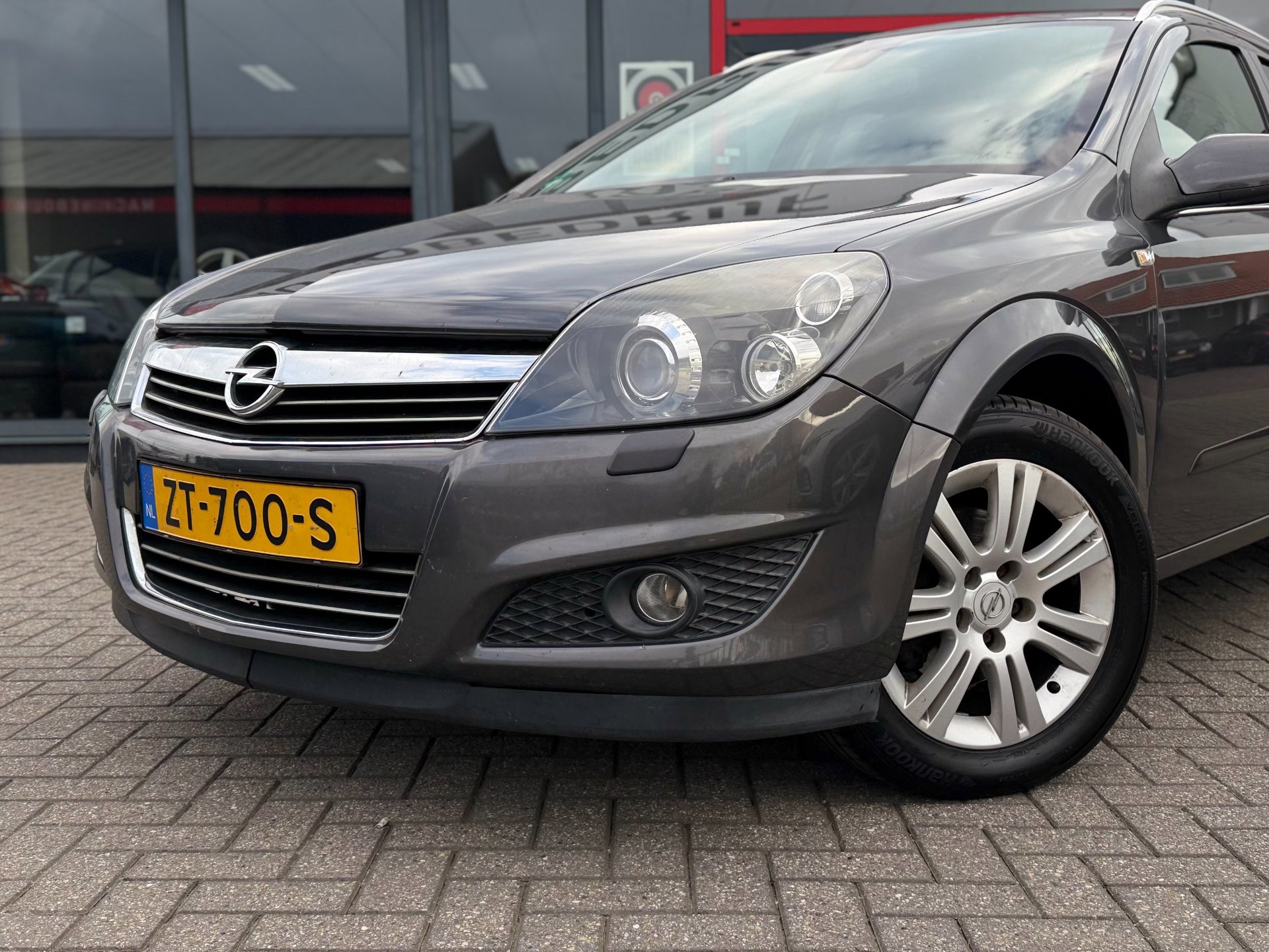 Opel Astra Wagon