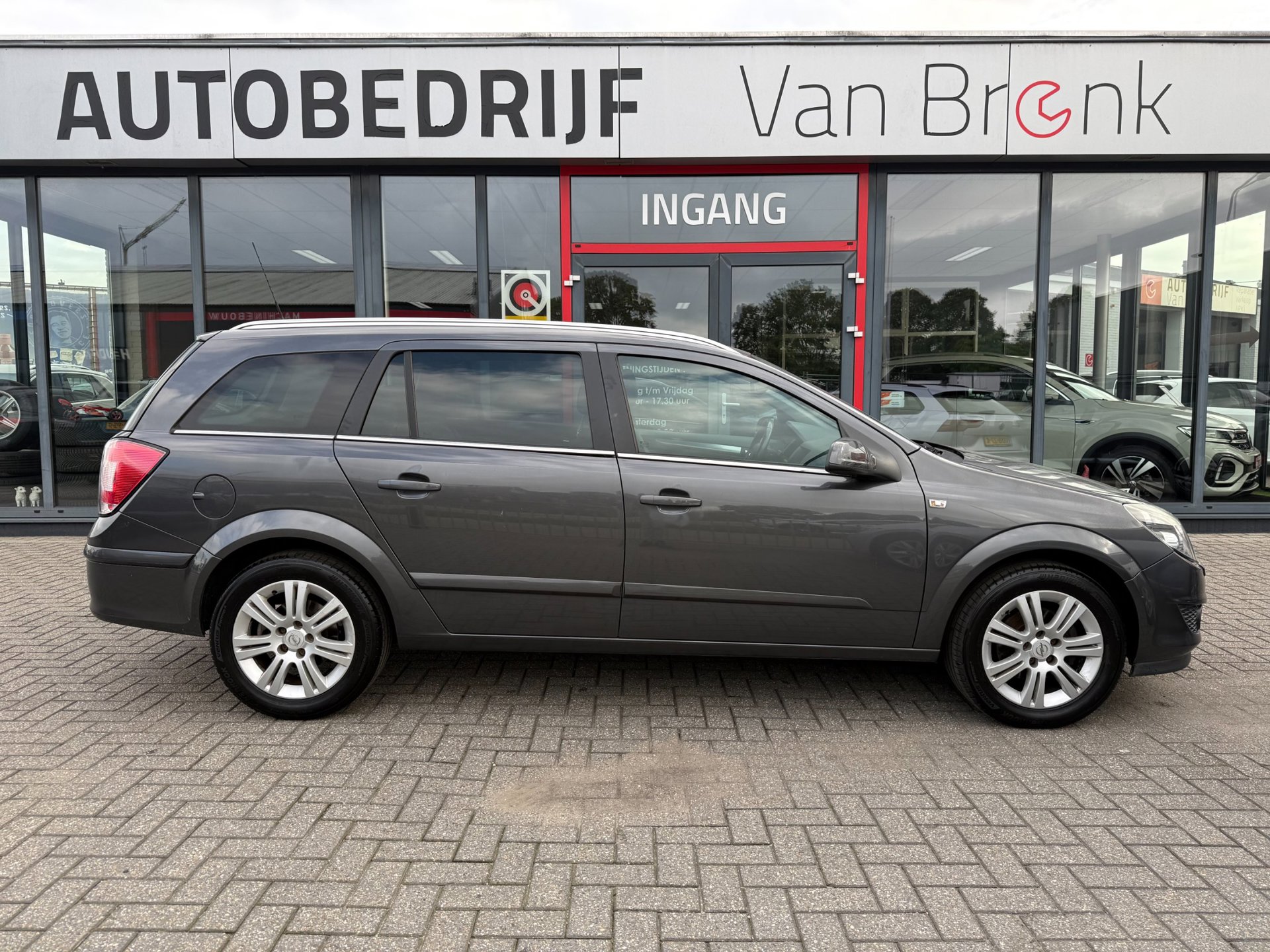 Opel Astra Wagon