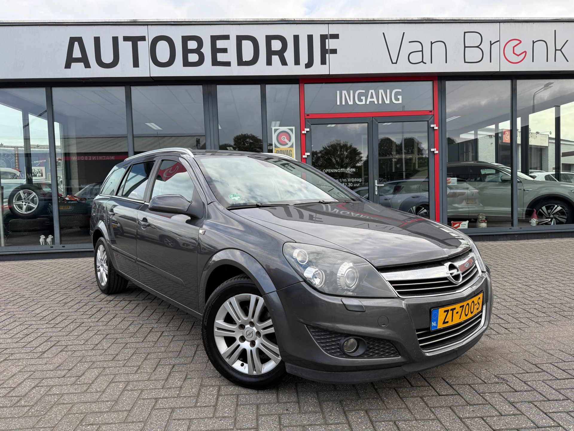 Opel Astra Wagon