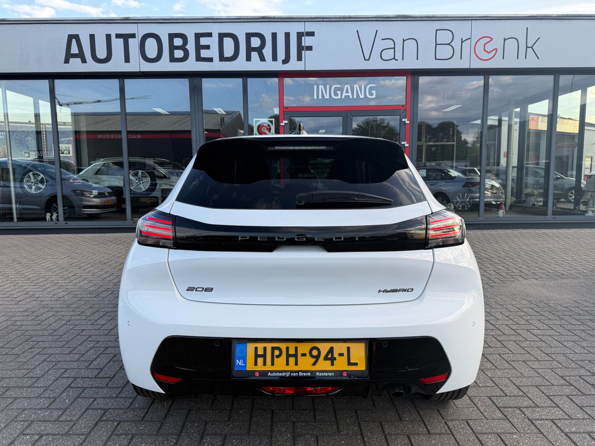 Peugeot 208